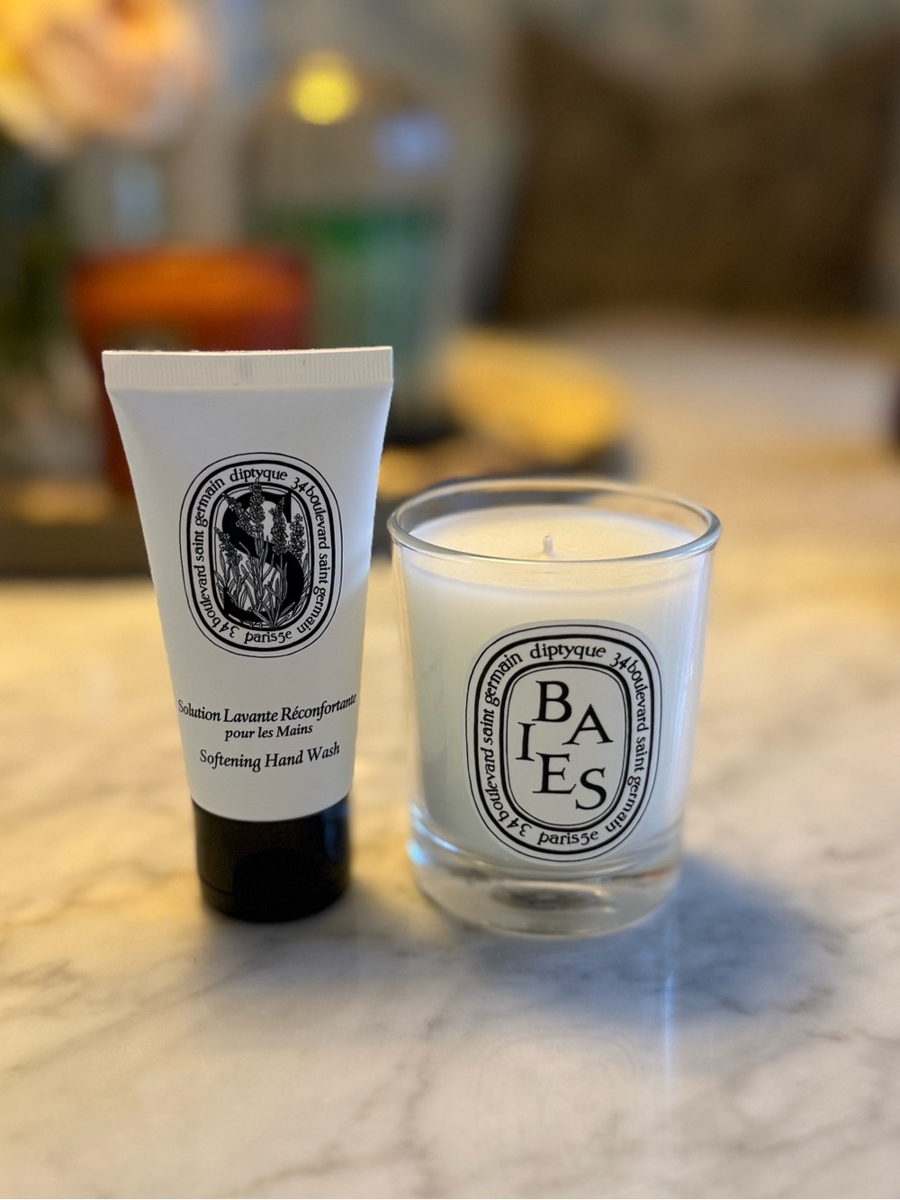 BRAND NEW Diptique Baies 2.5oz candle and sample of hand wash.